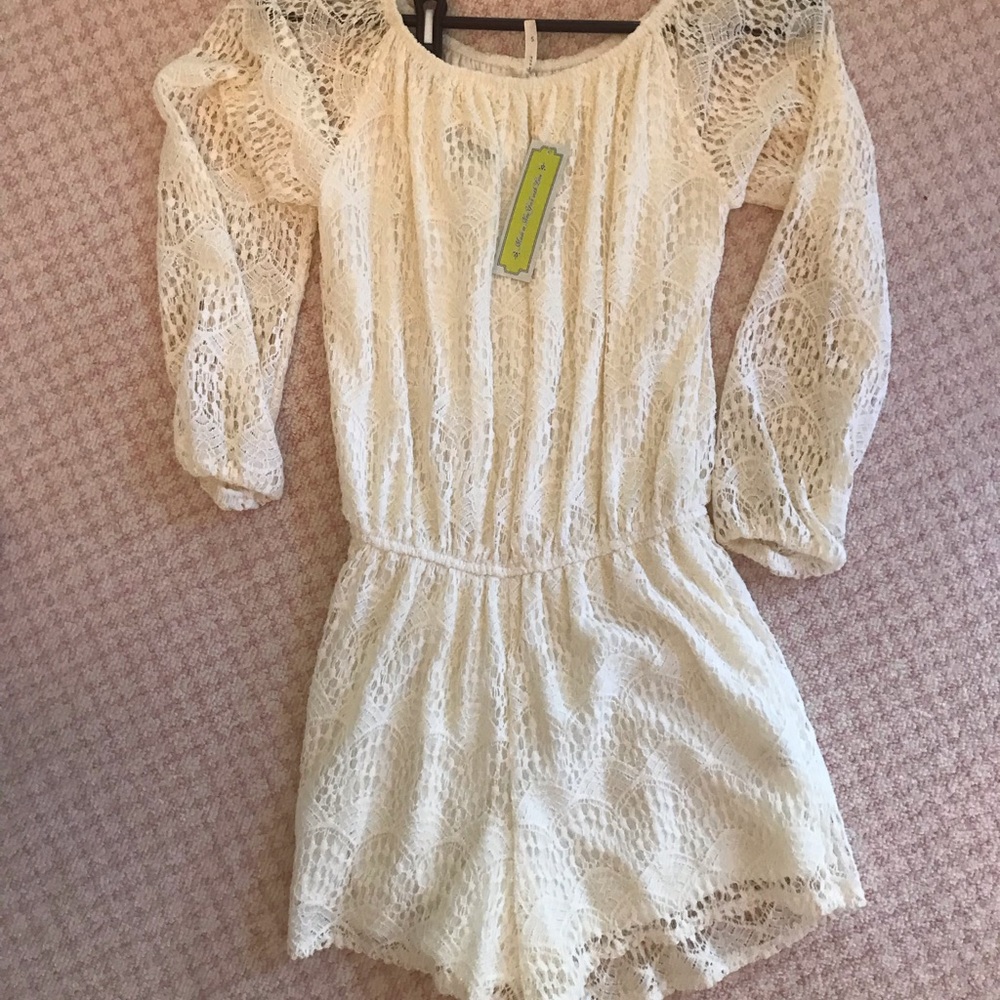 White lace romper